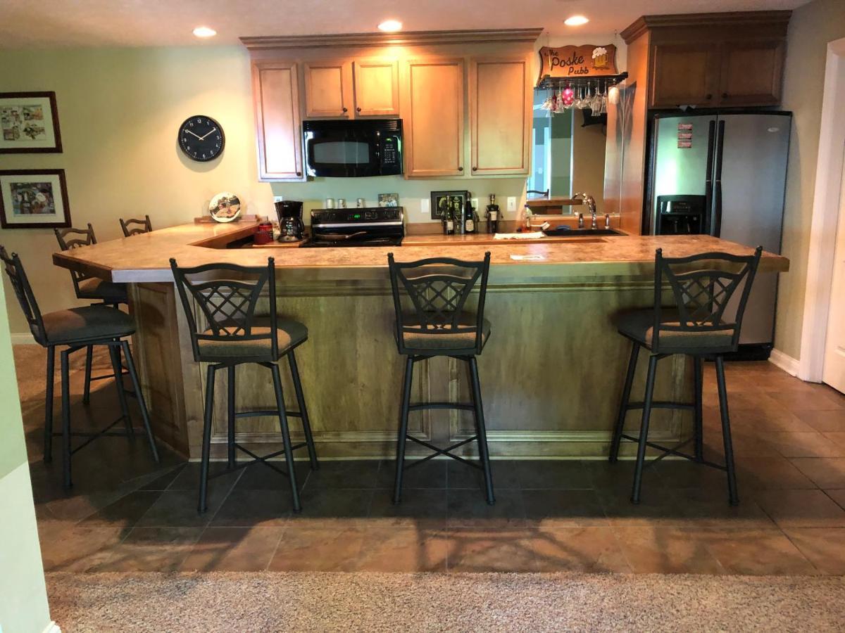 Luxury On The Lake Indianapolis Bagian luar foto