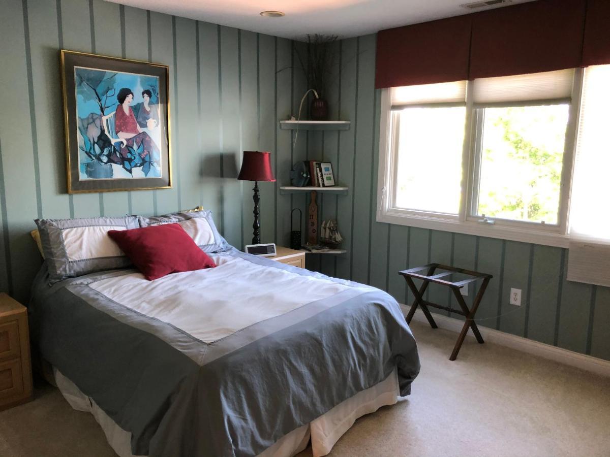 Luxury On The Lake Indianapolis Bagian luar foto